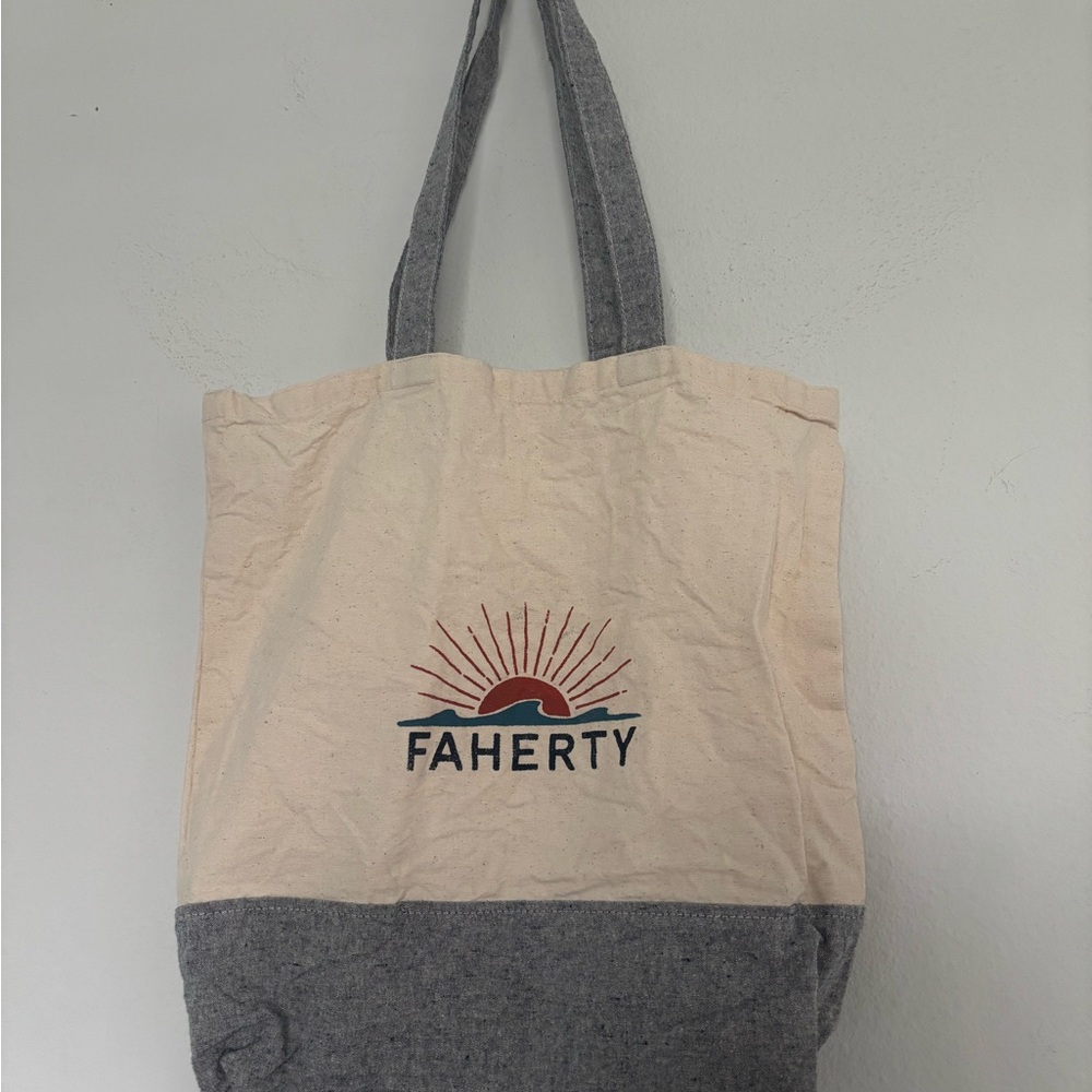 FAHERTY NWOT SUMMER CANVAS TOTE SHOULDER BAG
